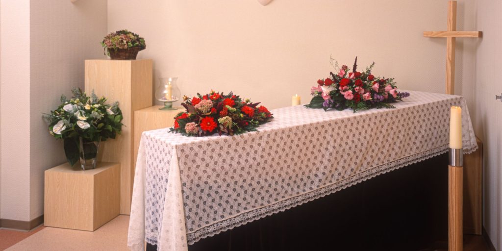 Κηδείες και Ταφές: Πώς να Επιλέξετε το Κατάλληλο Γραφείο Τελετών-Τελετές Ευσταθίου
